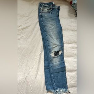 KanCan medium wash jeans - size 9/28